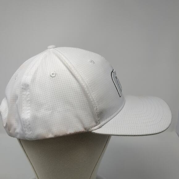 Travis Mathew Snapback Cap White One Size Adjustable Embroidered Vented Holes - Picture 5 of 8